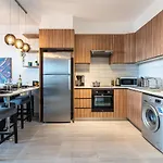 Sunshine 1-bedroom In Apartmán Larnaca