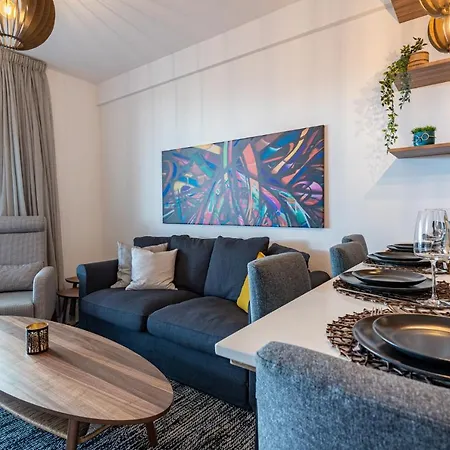 Sunshine 1-bedroom In Appartement