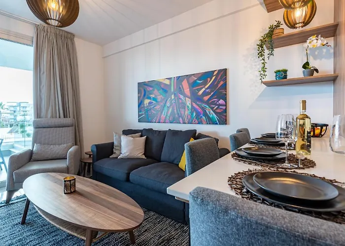 Sunshine 1-bedroom In Lägenhet